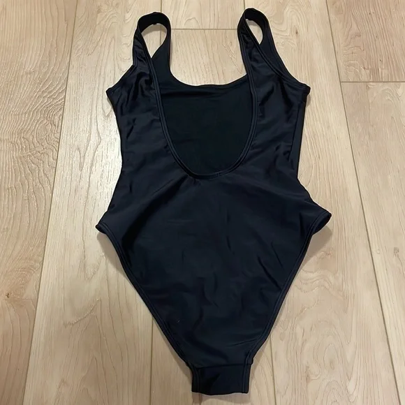Shekini One-Piece Black Scoop Back Bathing Suit, sz XS - Picture 5 of 12